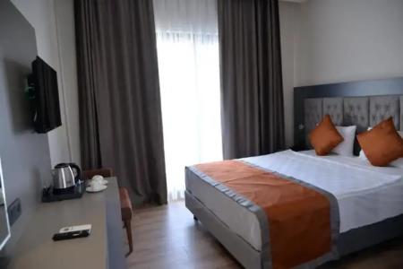 Side Golden Rock 16+ Adults Only - 2