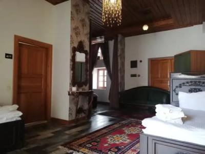WOO Town Suites - 126