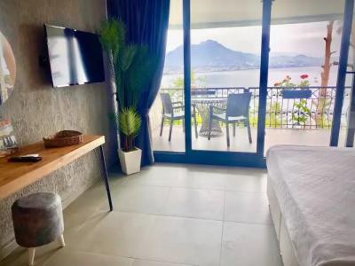 Castle Boutique - 52