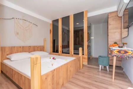 Castle Boutique - 43