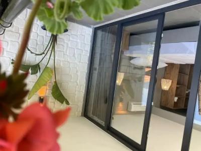 Castle Boutique - 61