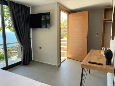 Castle Boutique - 24