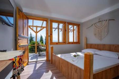 Castle Boutique - 14