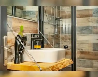 Castle Boutique - 18