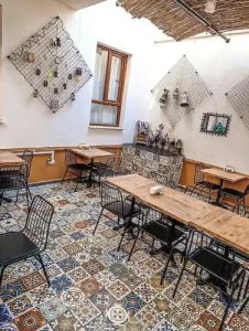 Lord Cafe & Bistro - 27