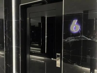 Restoranno-Gostinichny Kompleks Royal Park - 56