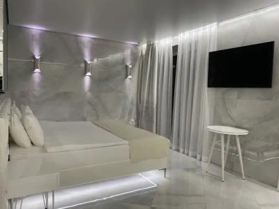 Restoranno-Gostinichny Kompleks Royal Park - 51