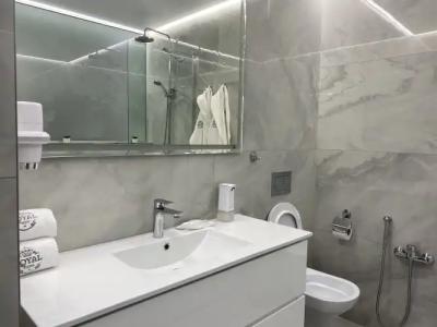 Restoranno-Gostinichny Kompleks Royal Park - 52