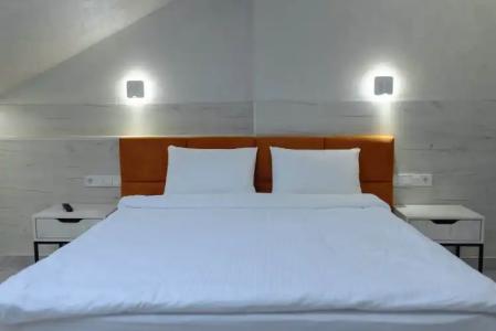 Restoranno-Gostinichny Kompleks Royal Park - 14