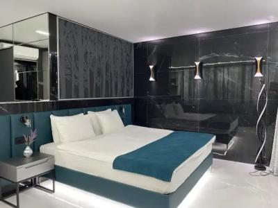 Restoranno-Gostinichny Kompleks Royal Park - 61