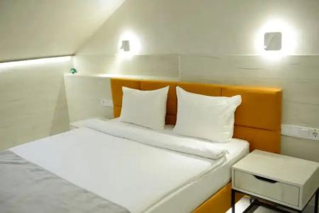 Restoranno-Gostinichny Kompleks Royal Park - 13