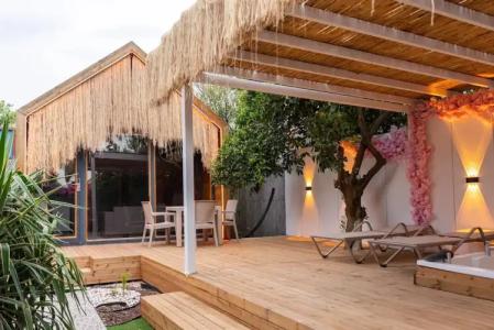 Collesium Garden - 25