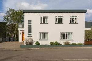 Bjarmó Guesthouse, Akureyri
