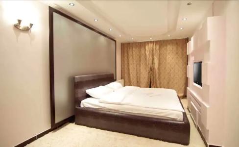 Imperial - 4