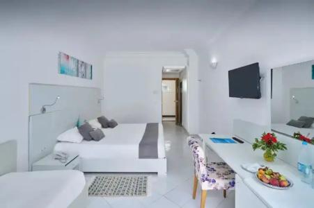 Hari Club Beach Resort - 51