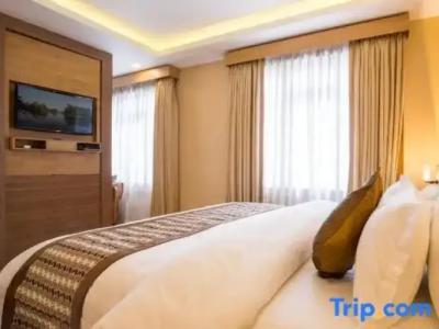 Boudha Boutique - 40