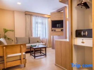 Boudha Boutique - 38