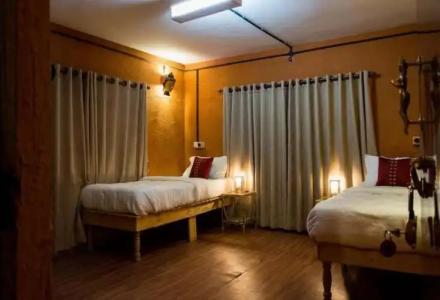 4 Seasons Hostel - 24