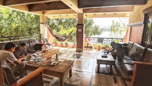 Forest Lake Backpackers' Hostel - 14