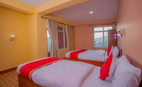 OYO 281 Twins Kitchen - 0