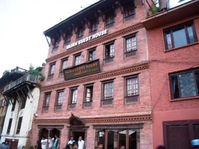 Vajra Guest House & Restaurant - 23