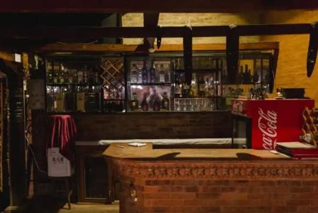 Vajra Guest House & Restaurant - 17