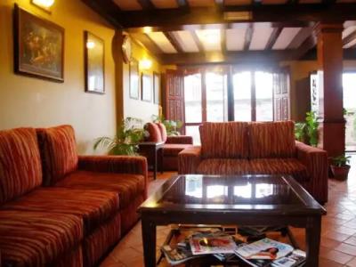 Vajra Guest House & Restaurant - 12
