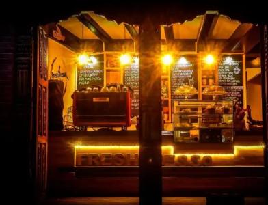 Vajra Guest House & Restaurant - 19