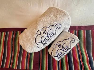 ViaVia Boutique - - 16