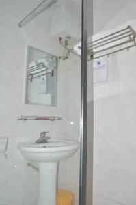 Double View - 30