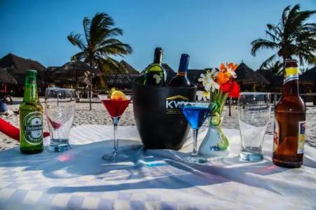 Pweza Beach Resort - 2