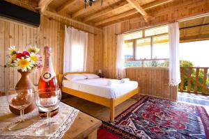 Nihan's Place Hotel, Faralya