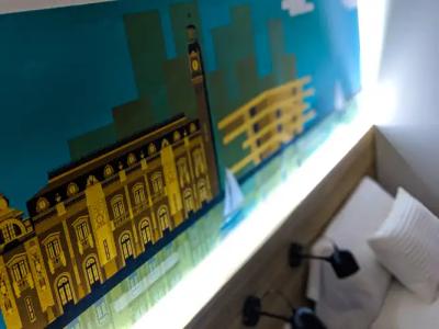 Original Domino House - 1