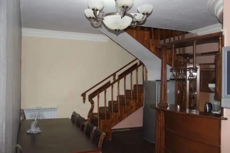 Armenner Hostel and Tours - 9