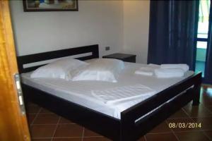 Rezidenca Cekodhima, Vlore