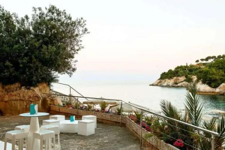 Globales Cala Vinas Adults Only 16+ - 30