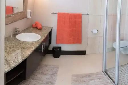 Utopia Boutique - 30