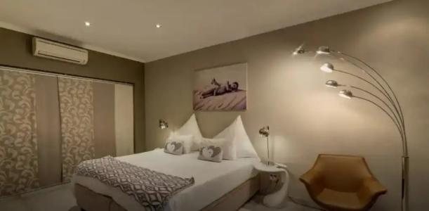 Utopia Boutique - 56