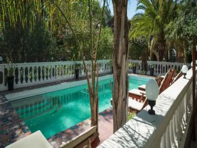 Utopia Boutique - 15