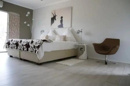 Utopia Boutique - 27