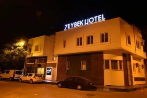 Zeybek Hotel, Edremit