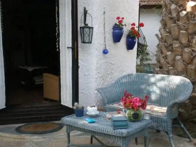 Bakkhos Guesthouse - 15
