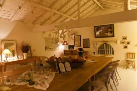 Bakkhos Guesthouse - 18