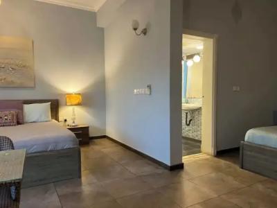 Behlys Boutique - 29