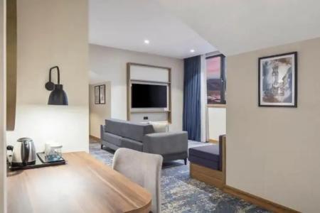 Hilton Garden Inn - 2