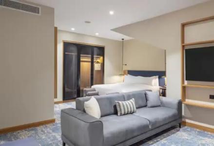 Hilton Garden Inn - 39