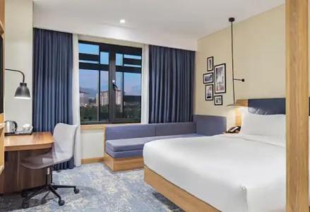 Hilton Garden Inn - 31