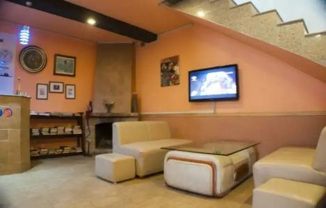 Petrosyan Hostel - 1