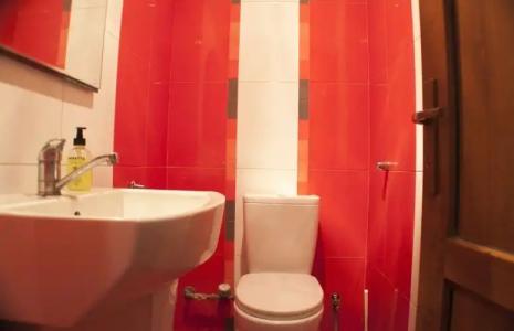 Petrosyan Hostel - 8