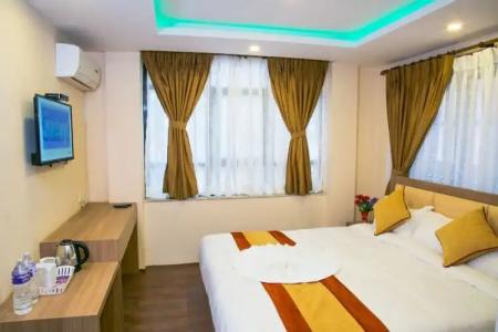 Sakura Boutique - 17